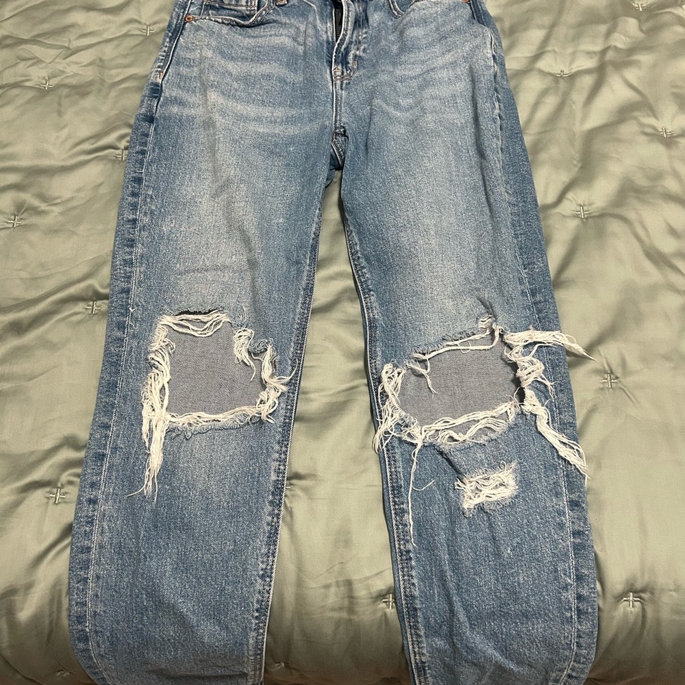 American Eagle Outfitters Light Blue Mom Jeans